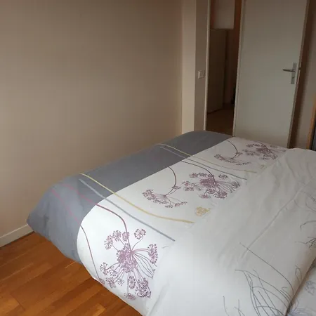 Spacieux T2 A Avec Parking A Deux Pas De La - Fr-1-239-794 아파트 앙다이